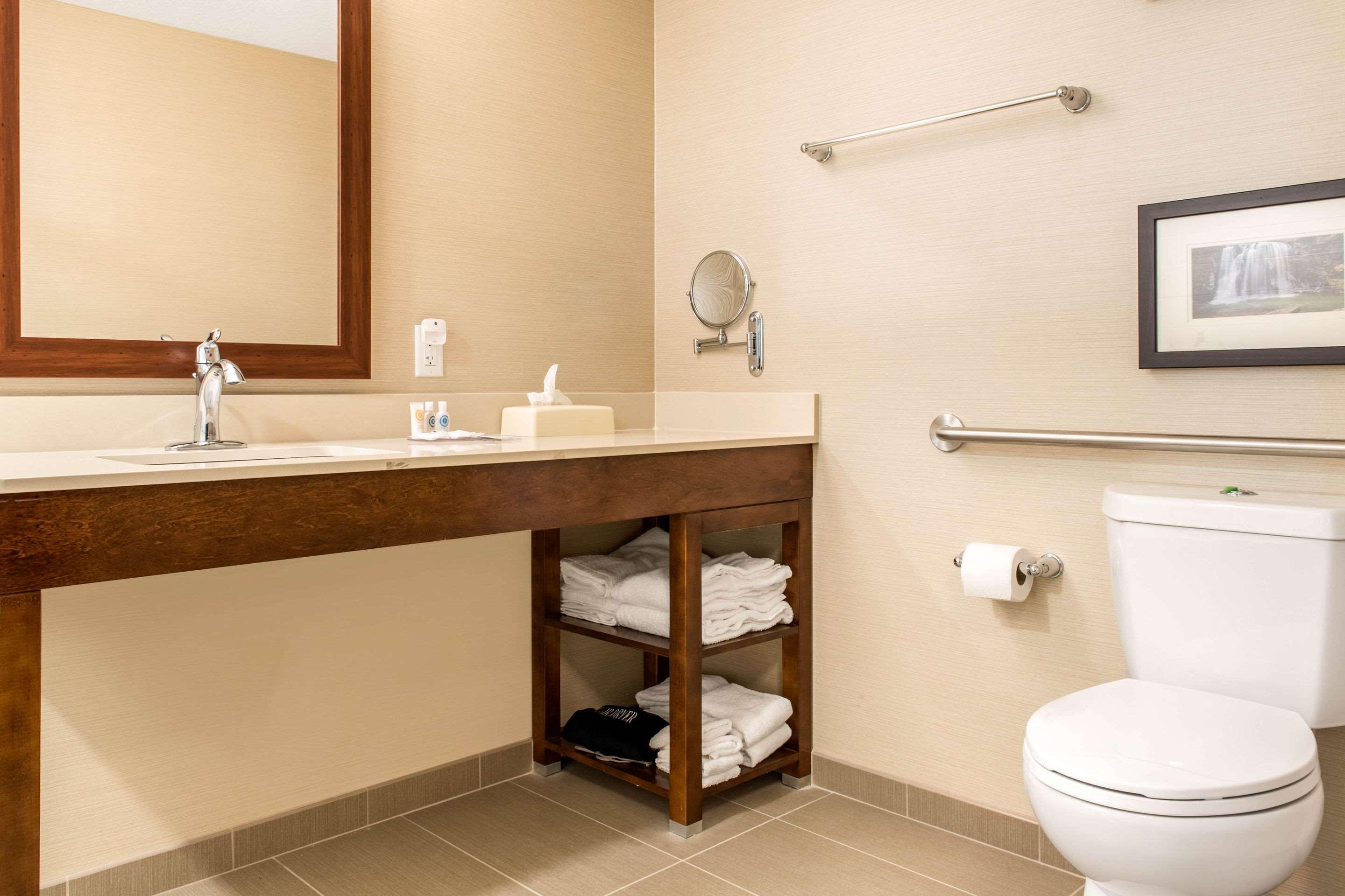 Comfort Suites Columbus Airport Dış mekan fotoğraf