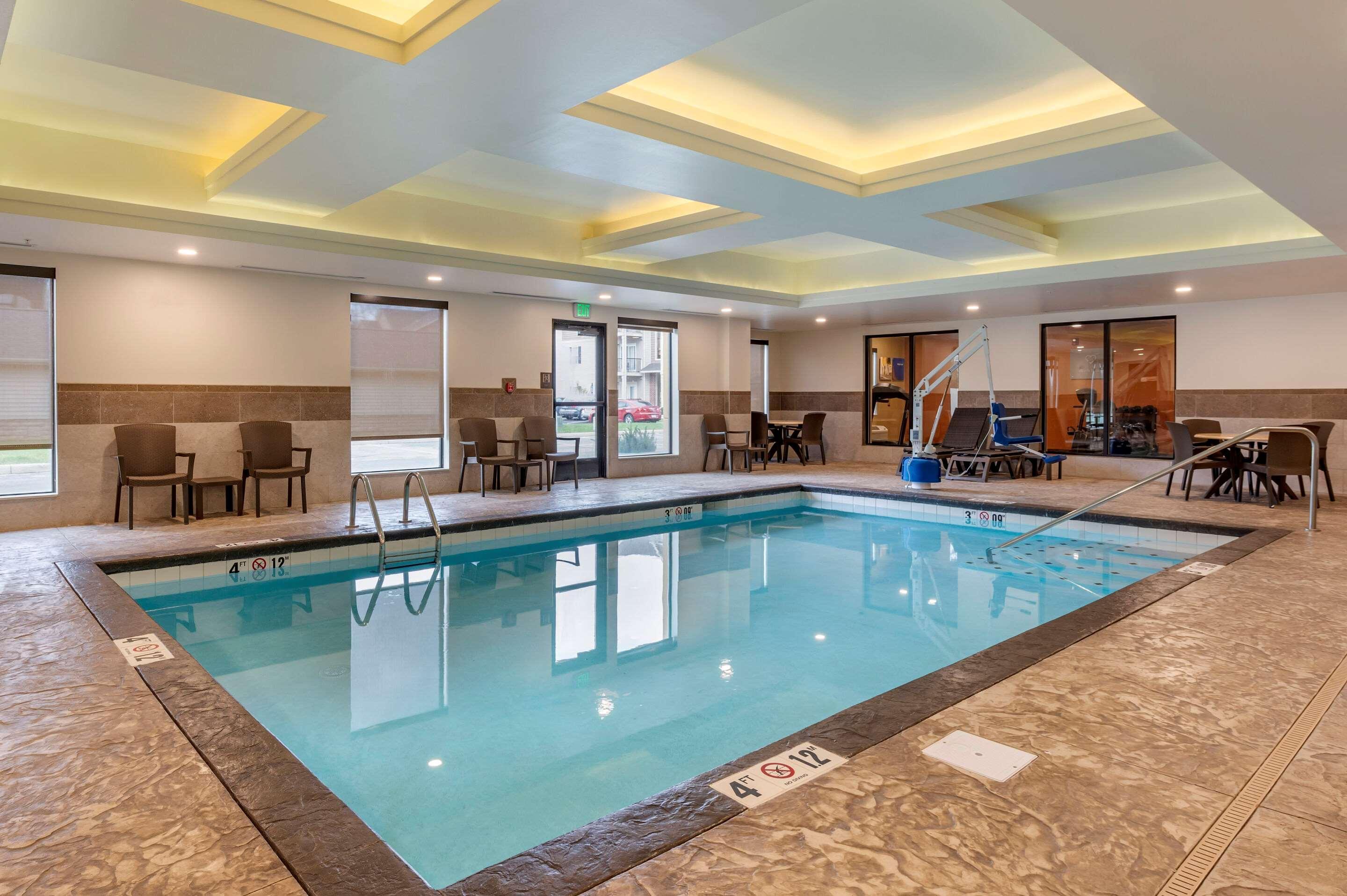 Comfort Suites Columbus Airport Dış mekan fotoğraf